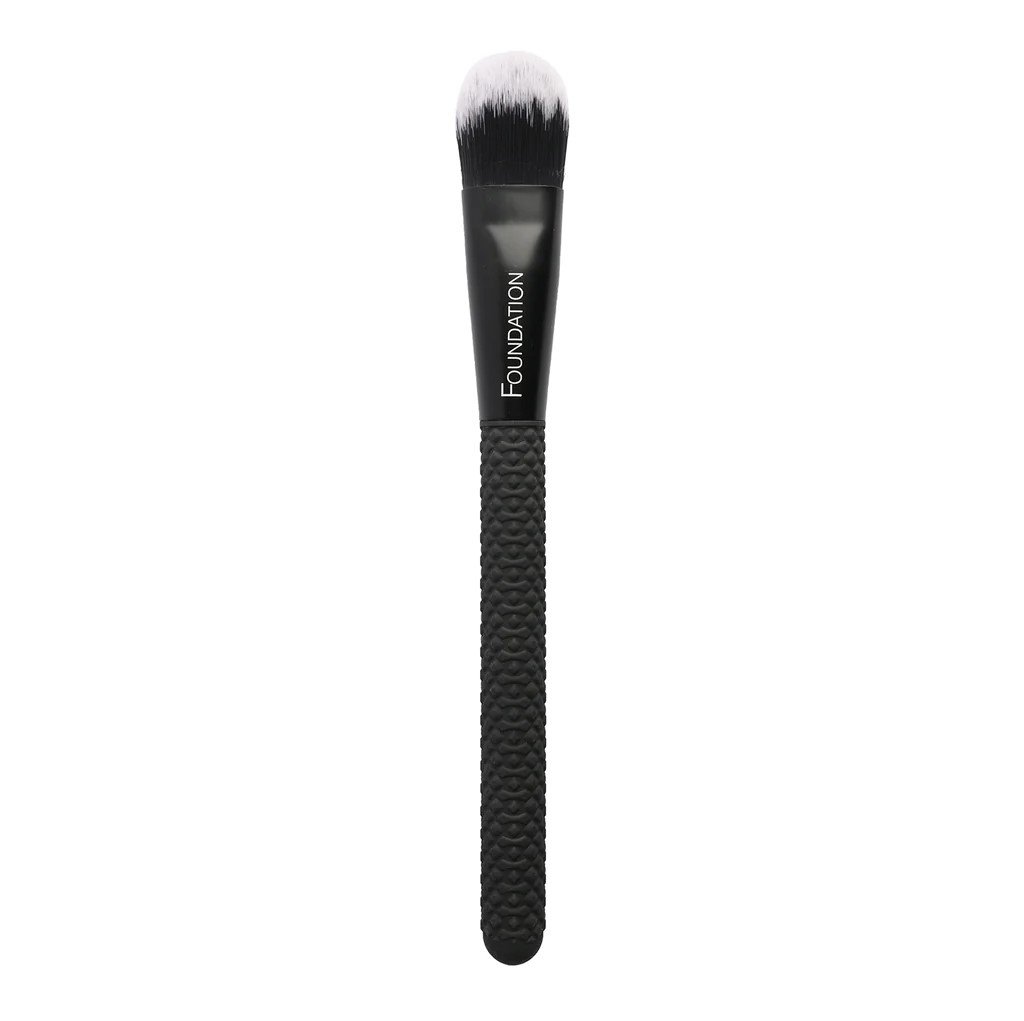 Blossom Foundatoin Brush